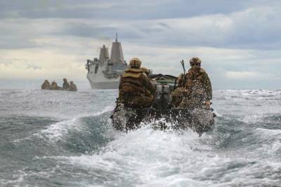 «Будем поддерживать свободное судоходство»: НАТО отказалась покидать Чёрное море