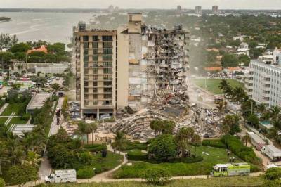 Во Флориде выросло число жертв обвала здания в окрестностях Майами