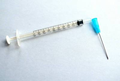 Еще 66 тысяч комплектов вакцины от COVID-19 поступило в Ленобласть