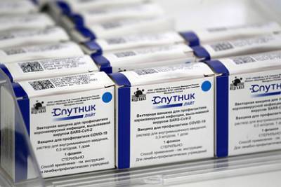 Власти Москвы закупят 750 тысяч доз вакцины «Спутник Лайт»