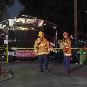 В Лос-Анджелесе взорвался грузовик саперов: пострадали 16 человек. Фото. Видео