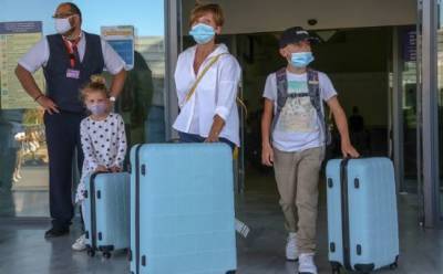 Прилетающих на Кипр ждёт экспресс-тестирование на месте