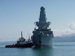 НАТО отказалась уходить из Черного моря после инцидента с эсминцем