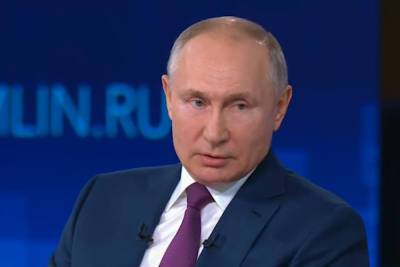 Путин выразил солидарность с Белоруссией в противостоянии санкциям Запада