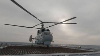 Вертолеты Черноморского флота нашли субмарину условного противника