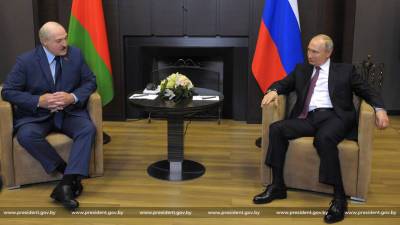Путин по телефону поддержал Лукашенко в связи с вводом западными государствами санкций