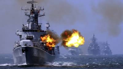 Черноморский флот РФ провел учения с боевой стрельбой