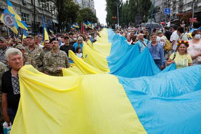Украина потратит почти двести миллионов гривен на гигантские флаги