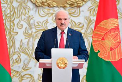 Лукашенко заявил о «тающем» суверенитете Украины