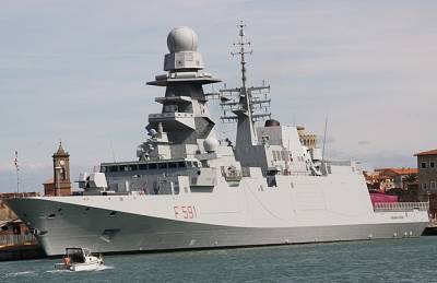Итальянский фрегат «Virginio Fasan» вошел в Черное море и был взят под наблюдение ВМФ России