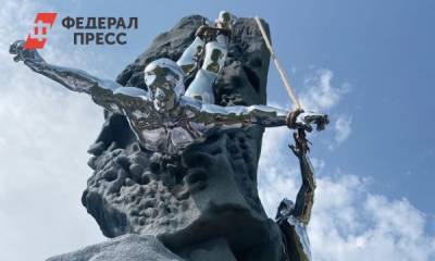 На перевале Дятлова установили монумент в память о погибших студентах