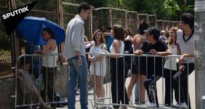 Единые национальные экзамены начались в Грузии 1 июля - видео