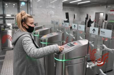 Осенью в метро Москвы запустят оплату по лицевой биометрии