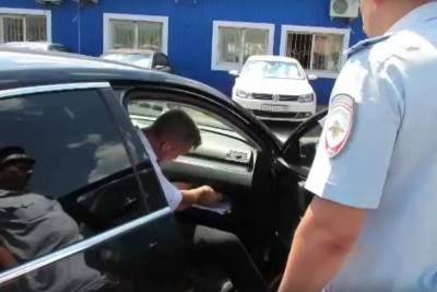 В Курске установили личность лихача, нарушившего ряд ПДД на улице Радищева