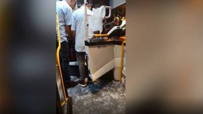 Видео: в Модиин-Илите избили водителя автобуса за отказ подождать пассажира