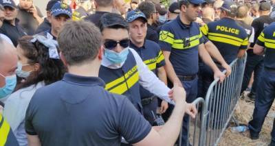 На акции против ЛГБТ в Тбилиси задержано 11 человек