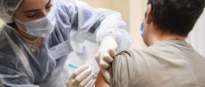 Записаться на вакцинацию онлайн можно в шести городах Украины