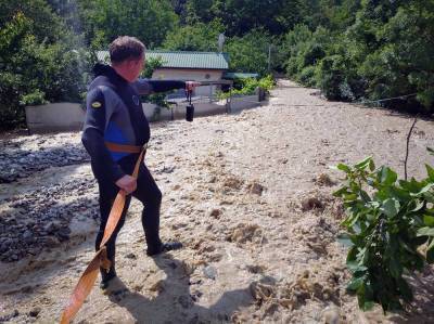 Названы сроки открытия пострадавших от потопа пляжей в Ялте