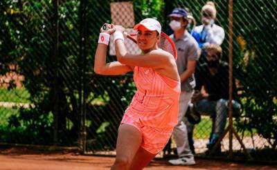 Калинина вышла в полуфинал турнира ITF во Франции