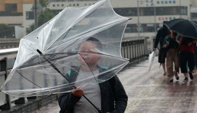 Власти Японии рекомендовали более 400 тыс. человек эвакуироваться из-за ливней