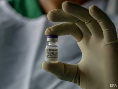 В мире сделали достаточно прививок от COVID-19, чтобы охватить вакцинацией 21,9% всего населения, но распределение было неравномерным – Bloomberg