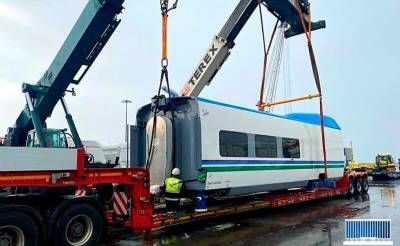 Узбекистан в конце августа получит новый скоростной поезд "Афросиаб"