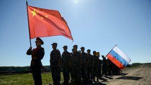 Американский полковник оценил шансы НАТО в войне с РФ и Китаем