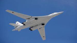 Стратегические бомбардировщики Ту-160 перебазировали на Чукотку к границе США