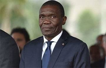 На Гаити назначен временный президент