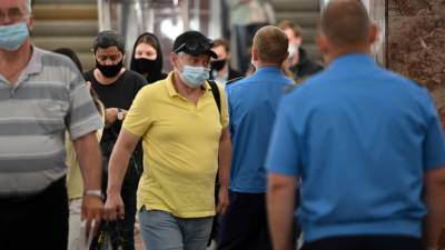 Россиянам объяснили опасность заражения штаммом коронавируса "Дельта" без маски