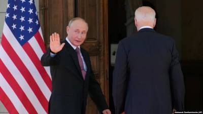 Байден и Путин провели телефонный разговор о кибератаках