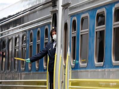 «Укрзализныця» предупредила о задержке рейсов из-за аварии товарного поезда под Киевом