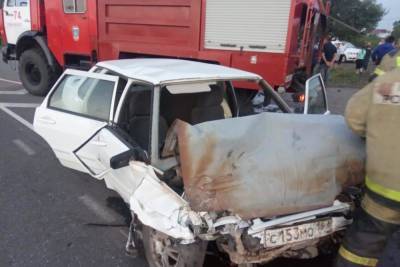 Два человека погибли, трое пострадали, в ДТП на трассе Ростов-Волгодонск
