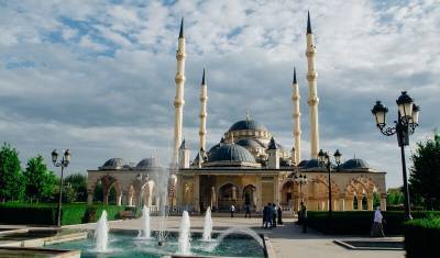 В Чечне непривитым запретили посещать мечети