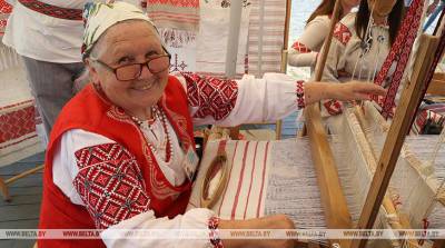 Более 150 рушников представят белорусские мастера на открытии праздника "Купалье"