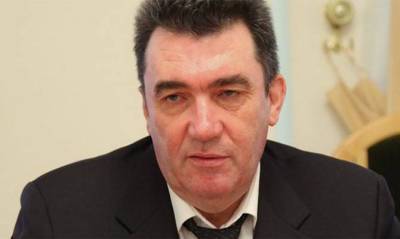 Данилов опроверг информацию об ослаблении санкций против Медведчука