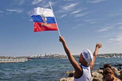 В Крыму высмеяли планы Киева депортировать россиян с полуострова