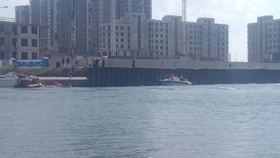 Крушением лодки на Дудергофском канале занялась полиция
