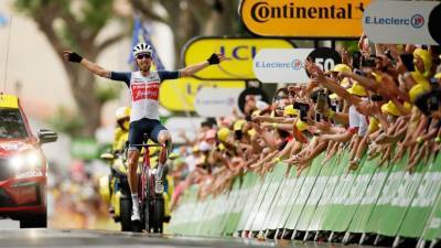 Моллема победил на 14-м этапе «Тур де Франс»