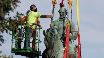 На востоке США снесли памятники конфедератам