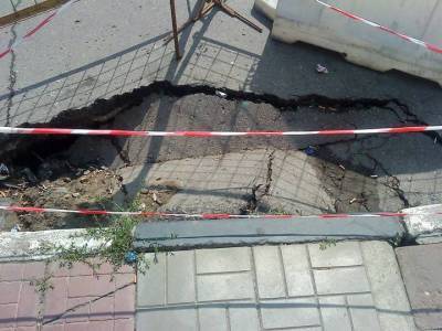 Мужчина погиб в результате обвала грунта на западе Москвы