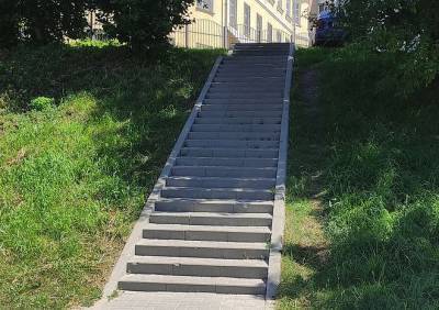 Рязанская мэрия «забыла» про обещание установить перила на лестнице на Лыбедском бульваре
