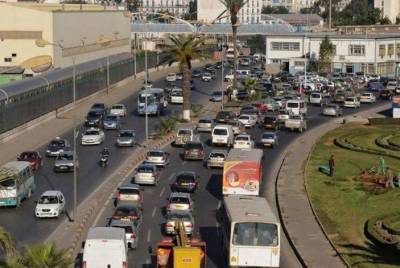В Алжире автобус с туристами попал в автомобильную катастрофу