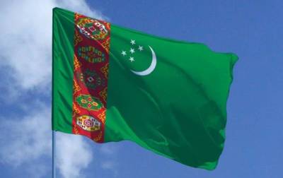 Туркменистан стягивает военную технику к афганской границе - СМИ