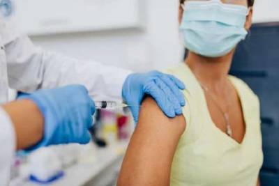 Все більше і більше поляків відмовляються від другої дози вакцини, – ЗМІ