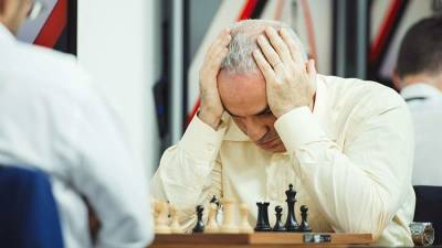 Каспаров проиграл восемь из девяти партий на турнире в Загребе