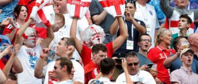 УЕФА оштрафовал Ассоциацию футбола Англии на €30 000 за поведение болельщиков на игре с Данией