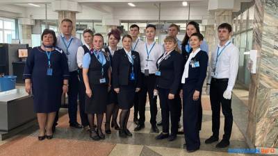 По ту сторону рамки: на Сахалине сотрудники службы безопасности аэропорта отмечают профессиональный праздник