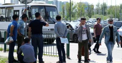 МВД до 30 сентября продлило мораторий на признание пребывания мигрантов нежелательным