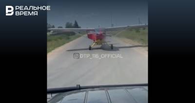 В Татарстане попал на видео автомобилист, буксировавший «кукурузник»